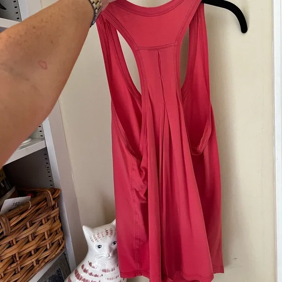 Lululemon Love Tank size 4 - Picture 2 of 2